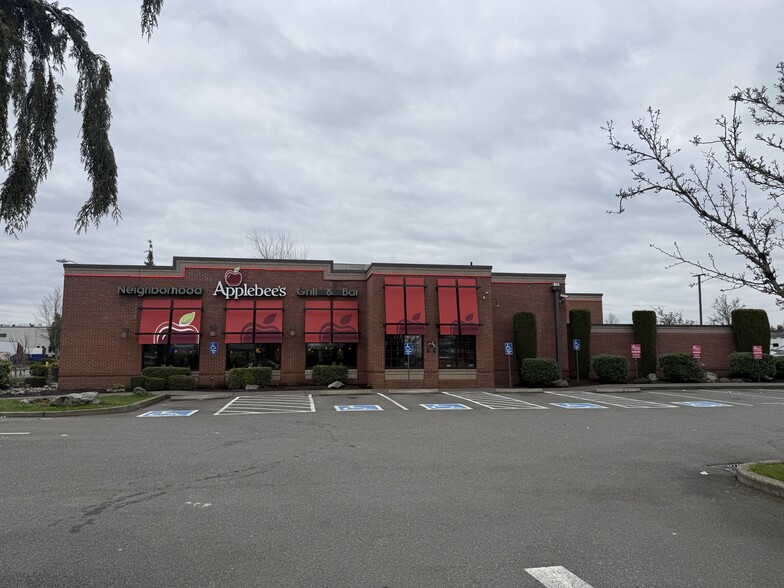 More Photos Of 1441 D St NE, Auburn Restaurant For Lease