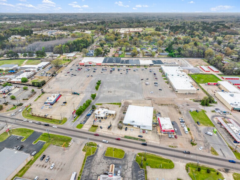 More Photos Of 201 Alabama St, Columbus Unknown For Lease