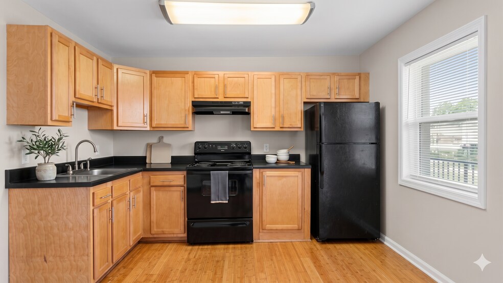 More Photos Of 1216-1220 Lewis St, Nashville Apartments For Sale