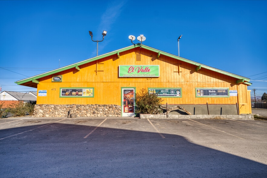 More Photos Of 410 Yakima Valley Hwy, Sunnyside General Retail For Sale