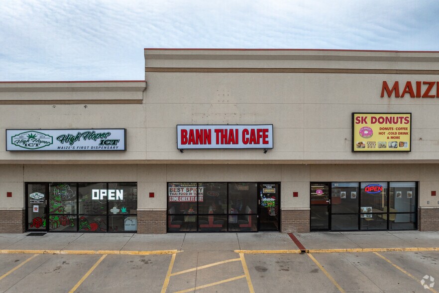 More Photos Of 5255 N Maize Rd, Maize General Retail For Sale