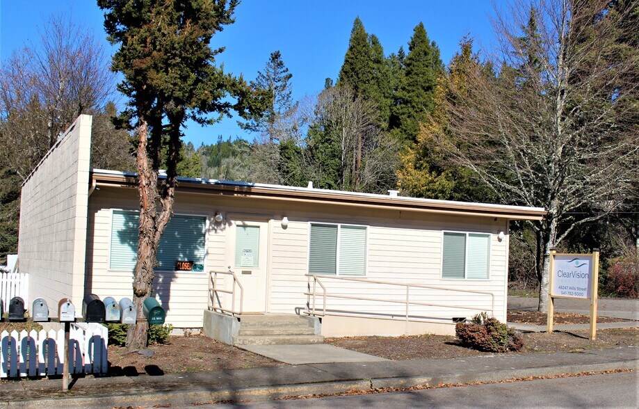 Primary Photo Of 48247 Hills St, Oakridge Office For Sale