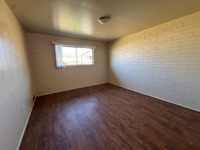 More Photos Of 8908-8936 S Nogales Hwy, Tucson Apartments For Sale