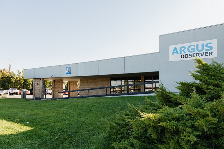 Primary Photo Of 1160 SW 4th St, Ontario Light Distribution For Sale