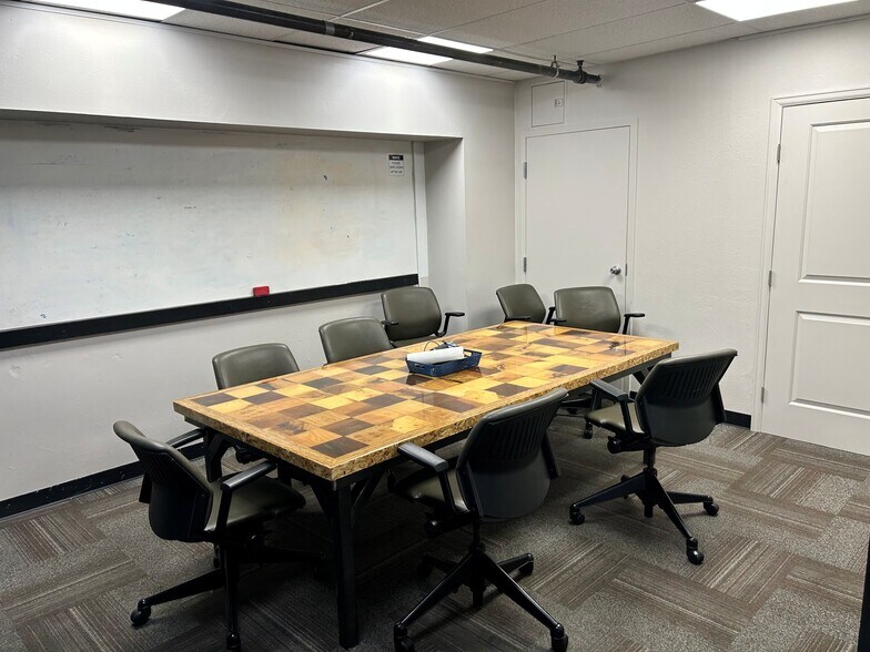 More Photos Of 1600-1630 Federal Blvd, Denver Freestanding For Lease