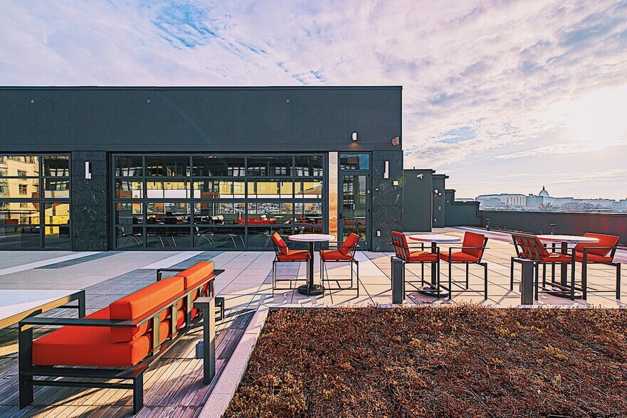 More Photos Of 609 H St NE, Washington Office For Lease