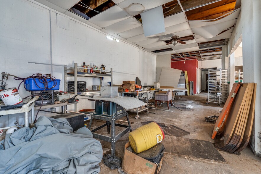 More Photos Of 1420 Martin Luther King Jr Blvd, Dallas Medical For Sale