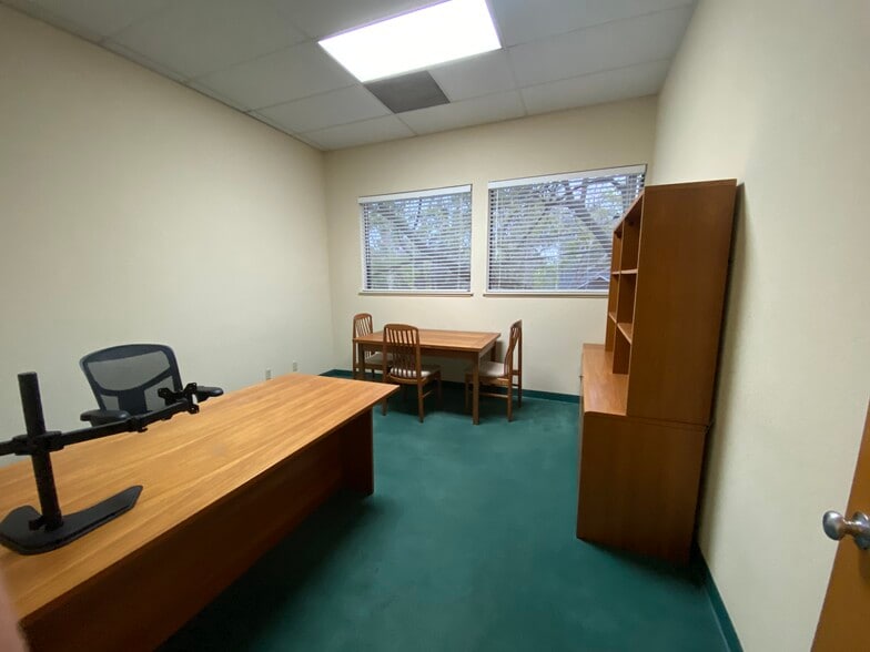 More Photos Of 706-724 5th St, Davis Office For Lease