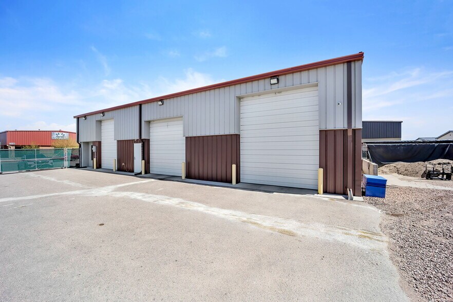 More Photos Of 7315 McClain Pt, Colorado Springs Warehouse For Sale