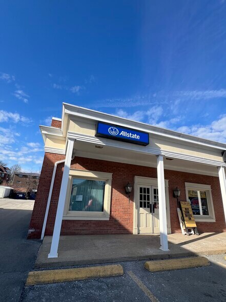 More Photos Of 148 W Pike St, Canonsburg Storefront Retail Office For Lease