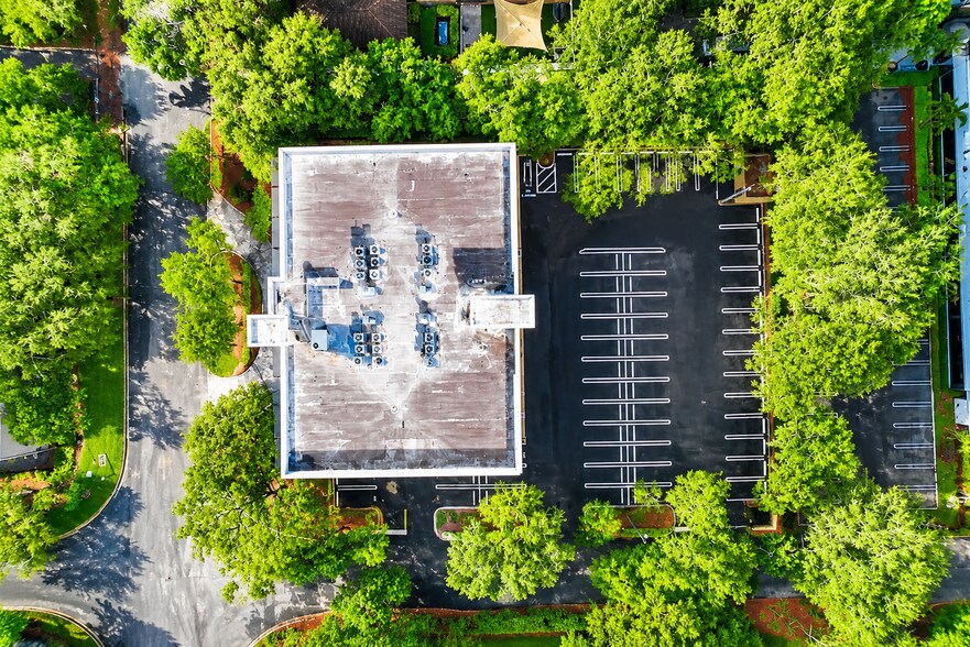 More Photos Of 14125 NW 80th Ave, Miami Lakes Office For Sale