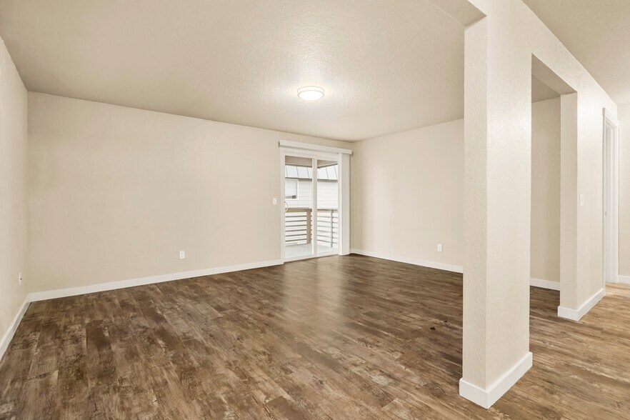 More Photos Of 1570 James St, Woodburn Apartments For Sale