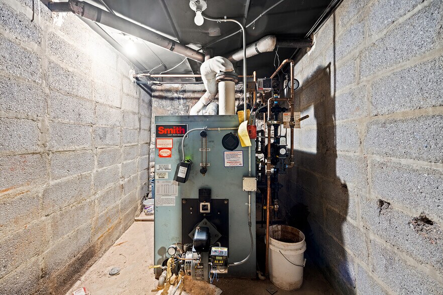 More Photos Of 363 6th Ave, Brooklyn Apartments For Sale