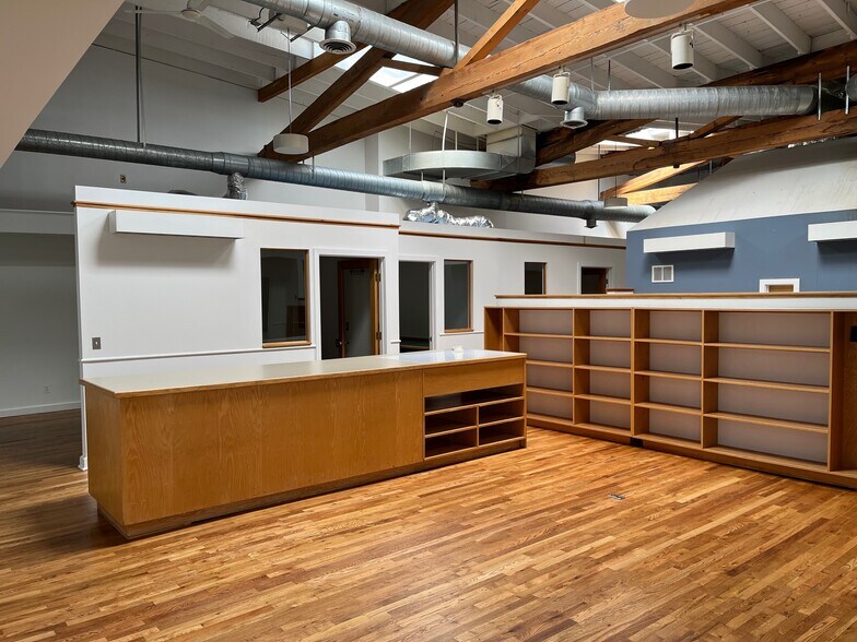 More Photos Of 114 Washington St, Norwalk Office For Sale