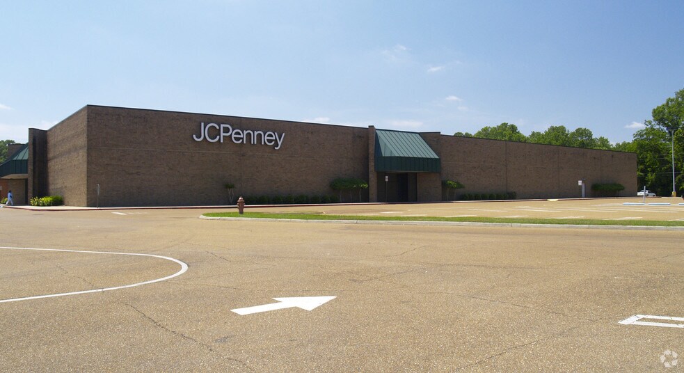 More Photos Of 350 John R Junkin Dr, Natchez Unknown For Lease