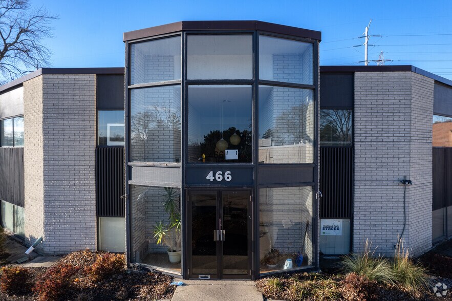 More Photos Of 464-466 Central Ave, Northfield Office For Lease