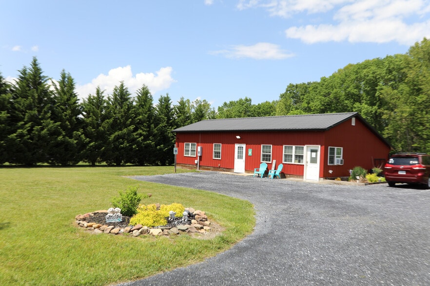 Primary Photo Of 232 Mine Branch Rd, Crimora Specialty For Sale