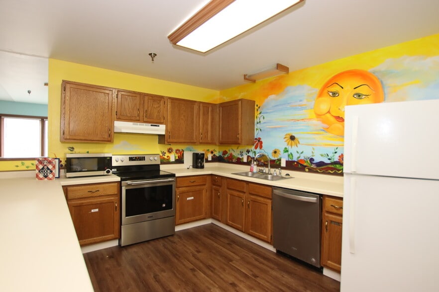 More Photos Of 496 Wisconsin Ct, Fond Du Lac Rehabilitation Center For Sale