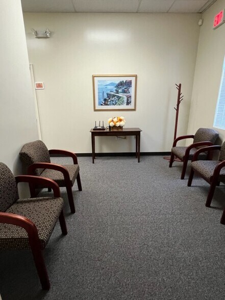 More Photos Of 3280 Pine Orchard Ln, Ellicott City Office For Lease