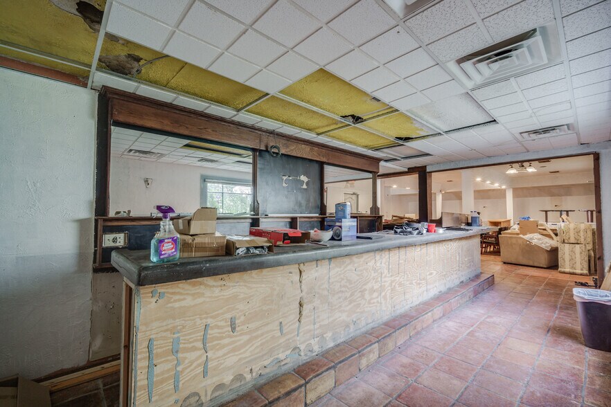 More Photos Of 2589 Boston Rd, Wilbraham Restaurant For Sale