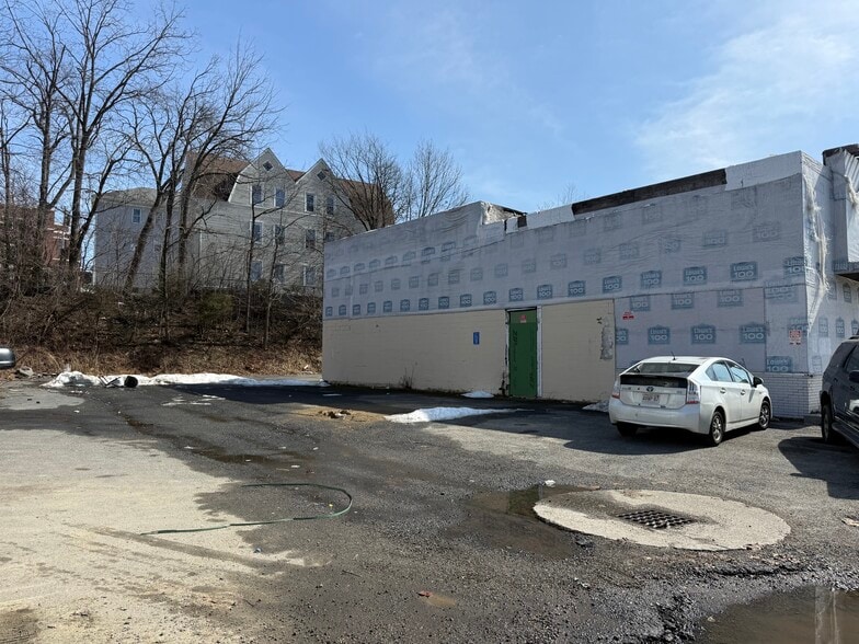 More Photos Of 342 W Boylston St, Worcester Freestanding For Sale