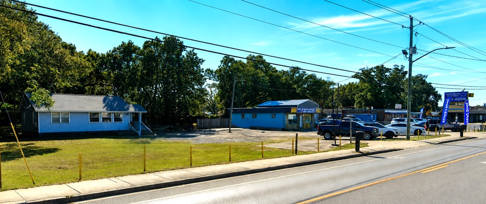 More Photos Of 2171 Olive Rd, Pensacola Auto Dealership For Sale