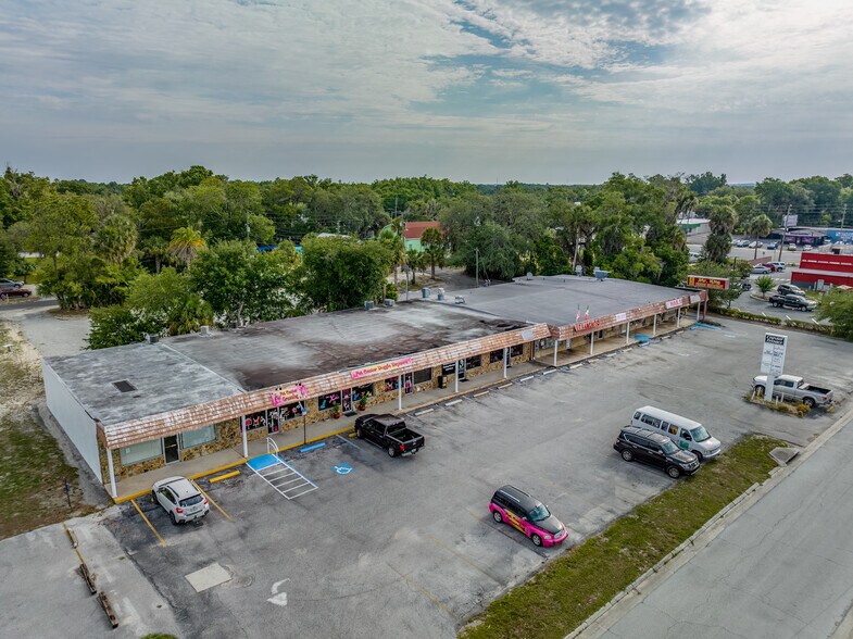 More Photos Of 431-471 NE 1st Ter, Crystal River Freestanding For Sale