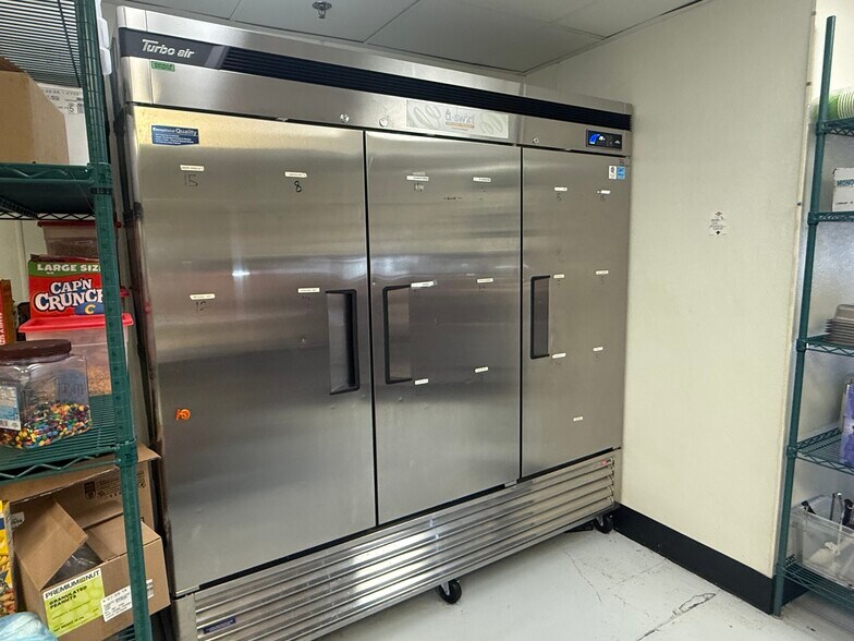 More Photos Of 790 Coronado Center Dr, Henderson General Retail For Lease