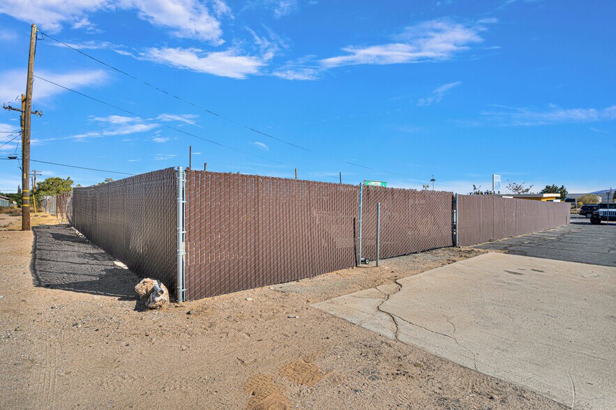 More Photos Of 9464 Hesperia Rd, Hesperia Freestanding For Sale