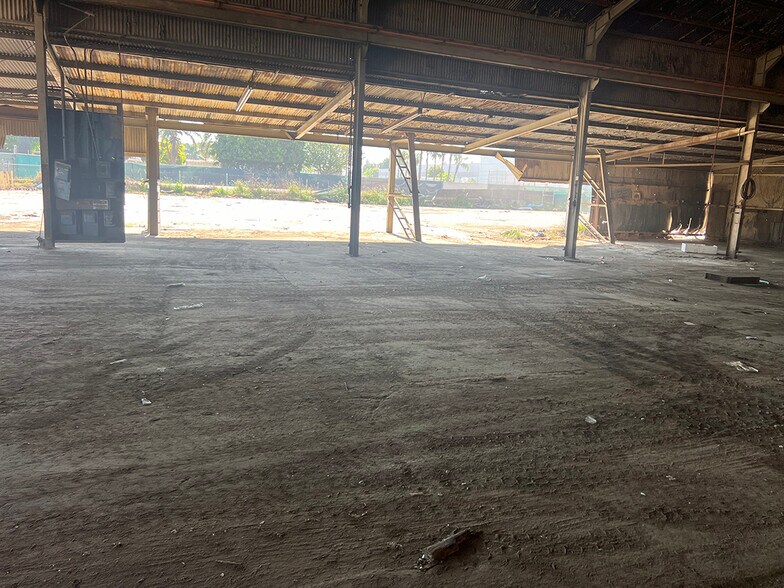 More Photos Of 7815 Somerset Blvd, Paramount Land For Lease