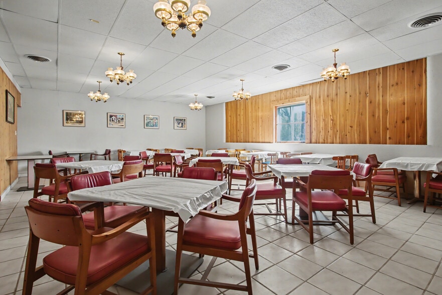 More Photos Of 7540 5th St, New Auburn Bar For Sale