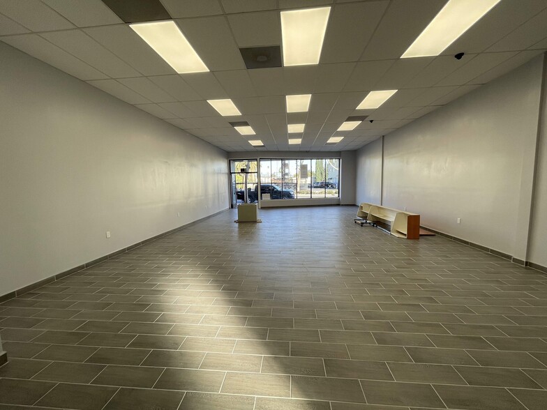 More Photos Of 639 N Lake Ave, Pasadena Storefront Retail Office For Lease