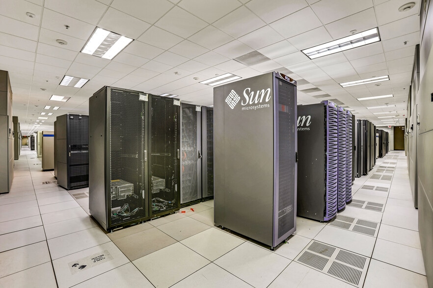 More Photos Of 12515 Innovation Way, Alpharetta Industrial For Sale