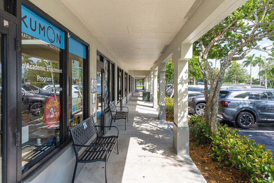 More Photos Of 16602 Saddle Club Rd, Weston Unknown For Lease