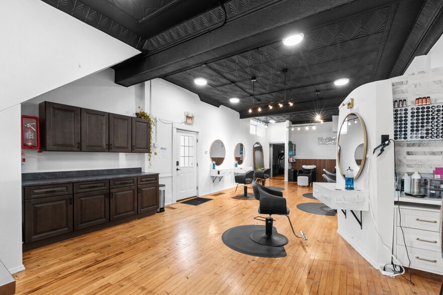 More Photos Of 1218-1220 Tamm Ave, Saint Louis Storefront Retail Residential For Lease