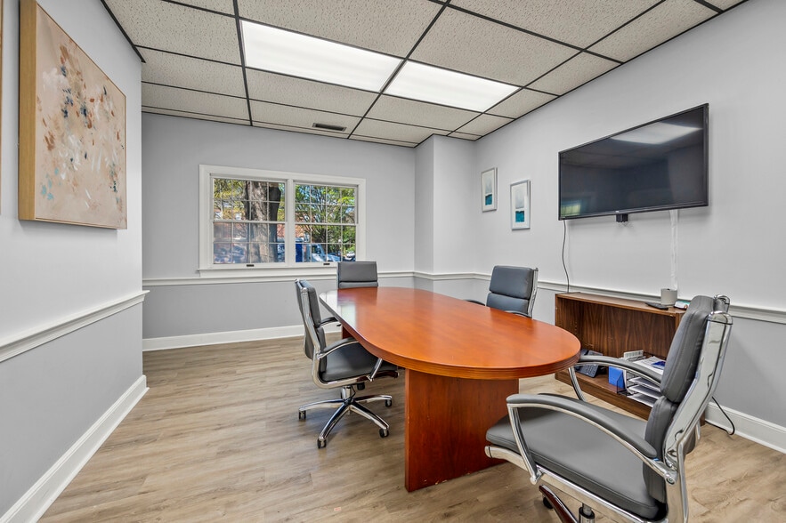 More Photos Of 4375 Silas Creek Pky, Winston-Salem Medical For Sale