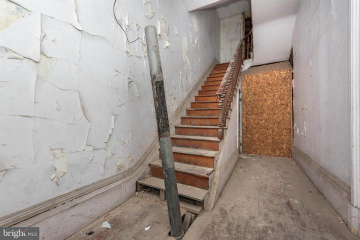 More Photos Of 1100 W Lafayette Ave, Baltimore Apartments For Sale