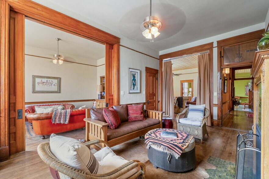 More Photos Of , Las Vegas Unknown For Sale