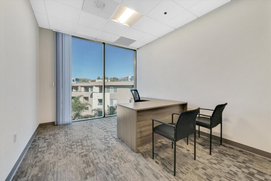 More Photos Of 1 Pointe Dr, Brea Office For Lease