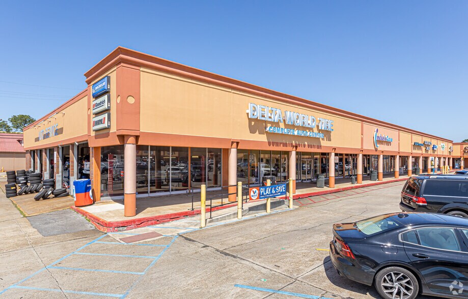 More Photos Of 2500-2554 Williams Blvd, Kenner General Retail For Lease