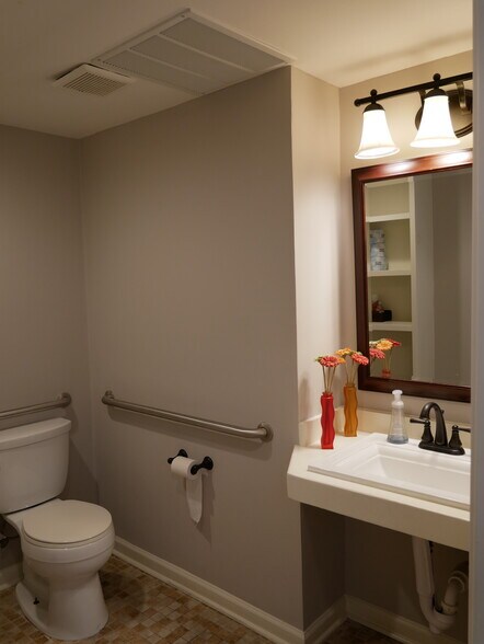 More Photos Of 496 Medlock Rd, Decatur Office Residential For Lease