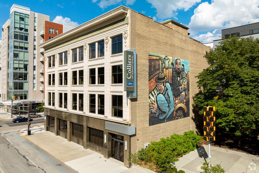 More Photos Of 241 N Pennsylvania St, Indianapolis Loft Creative Space For Sale