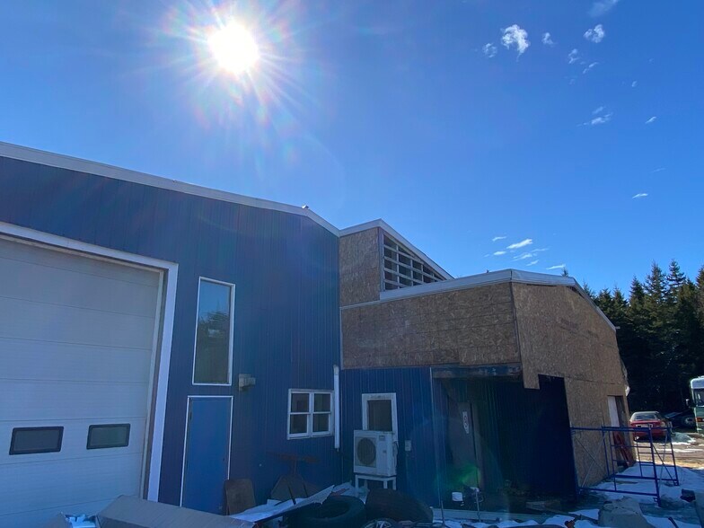 More Photos Of 450 Dakota Rd, Debert Truck Terminal For Sale