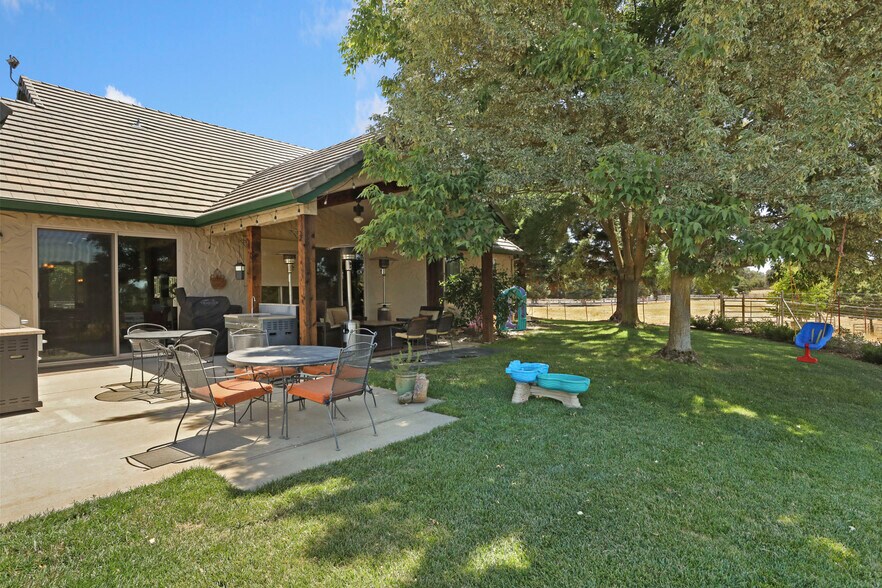 More Photos Of 24521 N McIntire Rd, Clements Land For Sale
