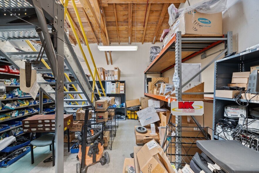 More Photos Of 2911 Shattuck Ave, Berkeley Storefront For Sale