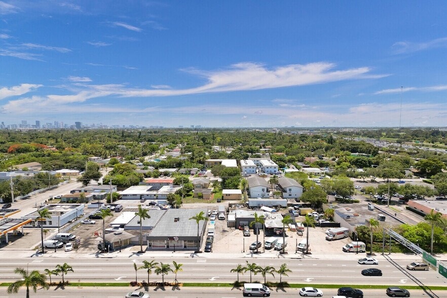 More Photos Of 2820 Hollywood Blvd, Hollywood Land For Sale