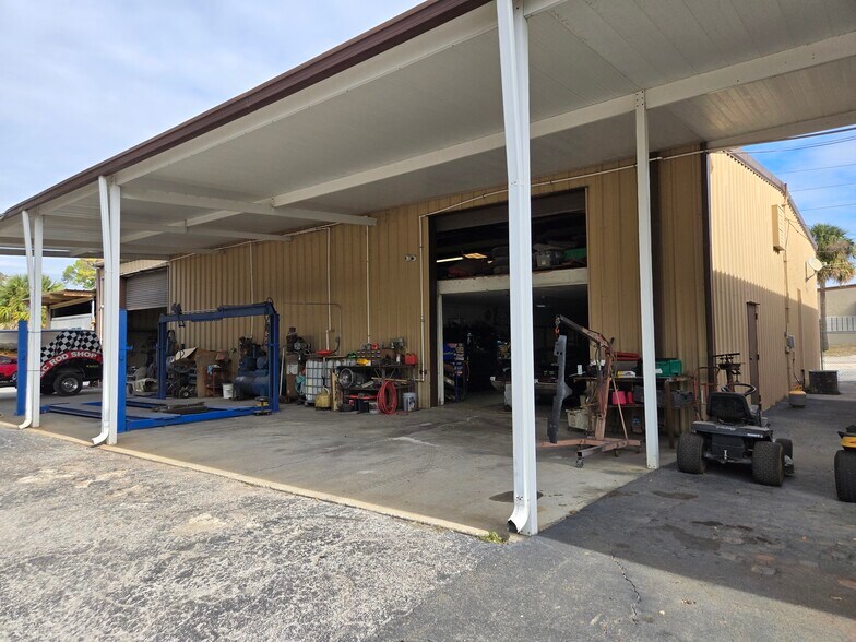 More Photos Of 8535 Rees St, Port Richey Service Station For Sale