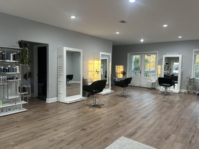 Primary Photo Of 150 State St, Bluffton Flex For Lease