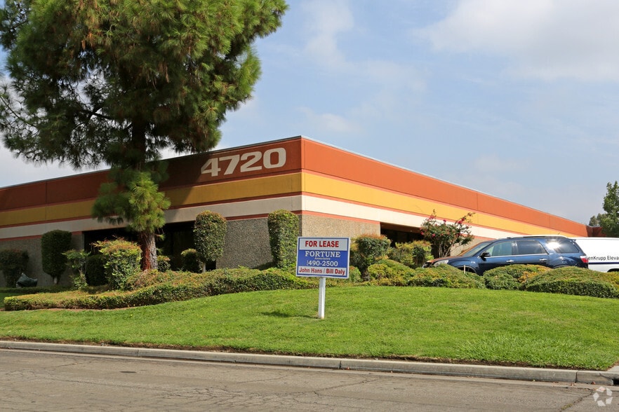 More Photos Of 4720 W Jennifer Ave, Fresno Light Distribution For Lease