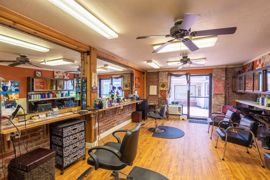 More Photos Of 367-387 N State St, Ukiah Office For Sale